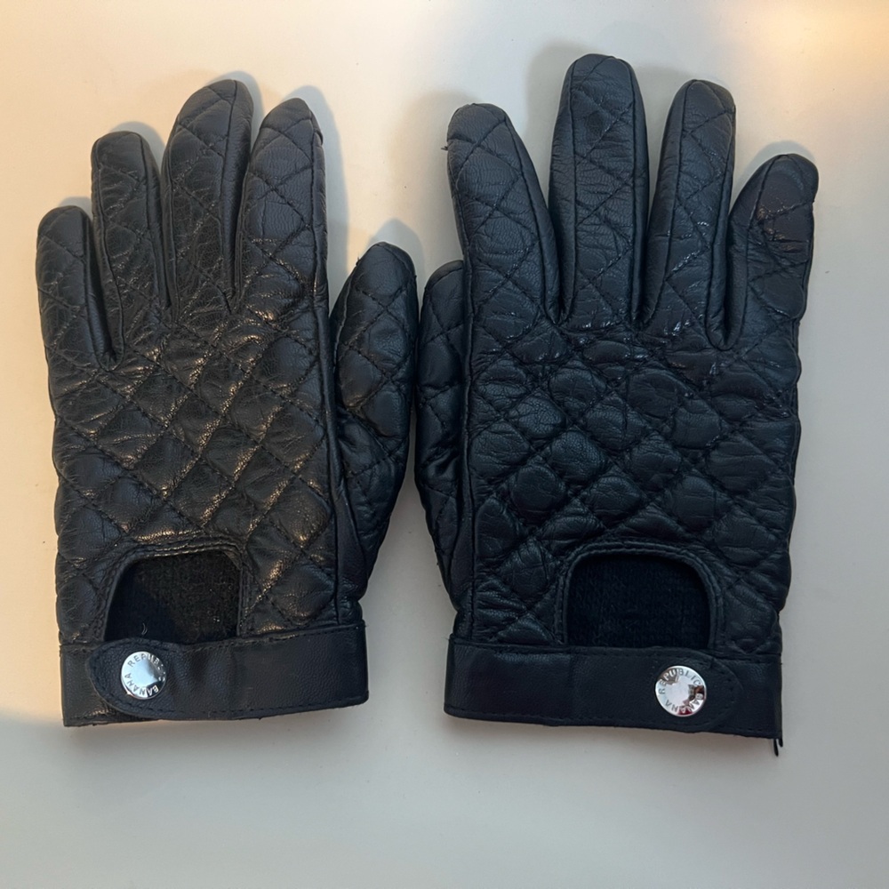 Black Quilted Leather Women’s Driving Gloves